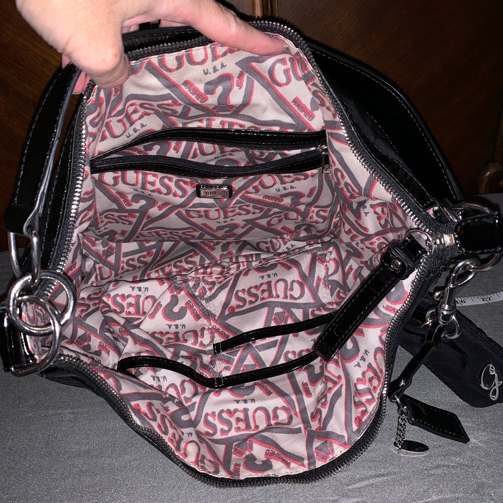 Guess Bag - Picture 3 of 3